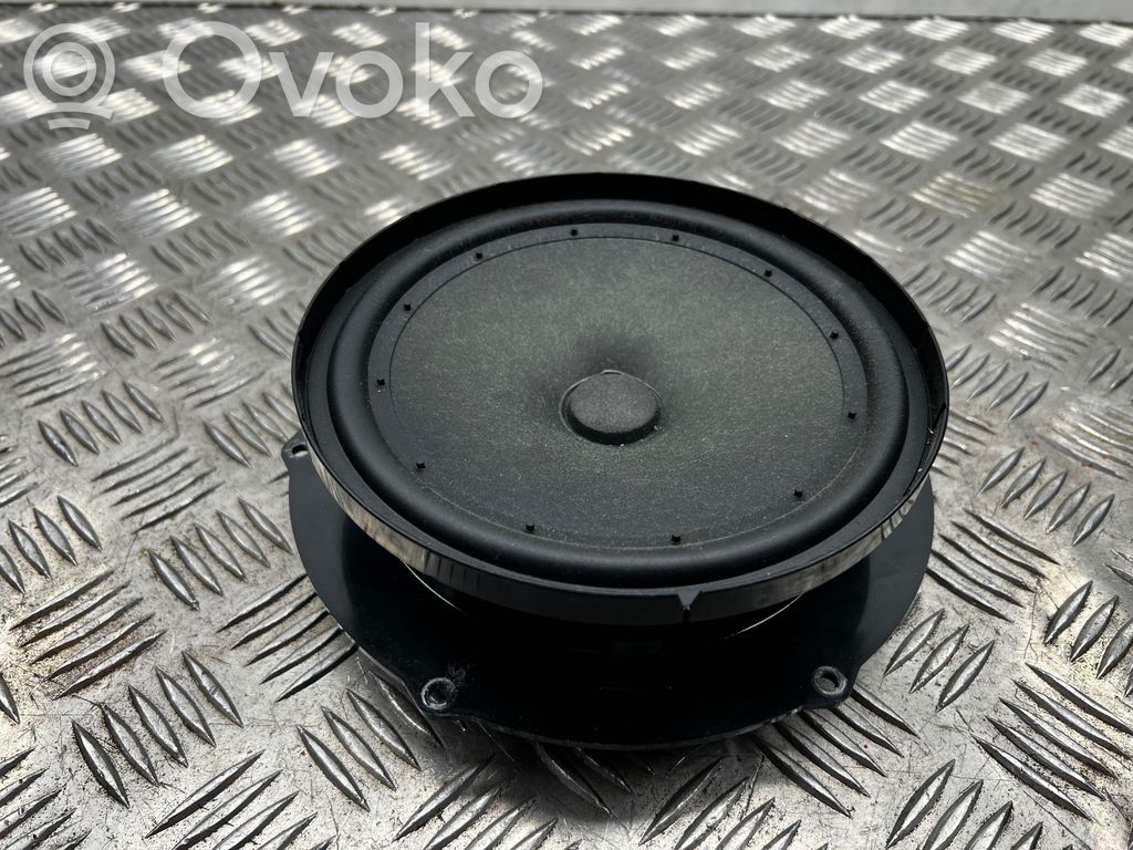 Skoda Superb B6 (3T) Front door speaker 