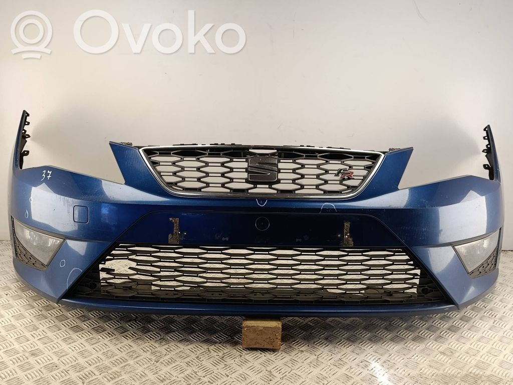 Front bumper   5F0807221M