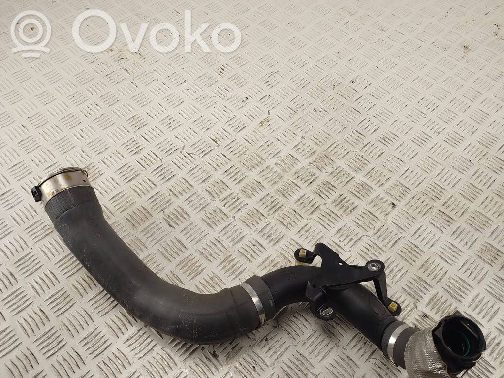 Intercooler hose/pipe