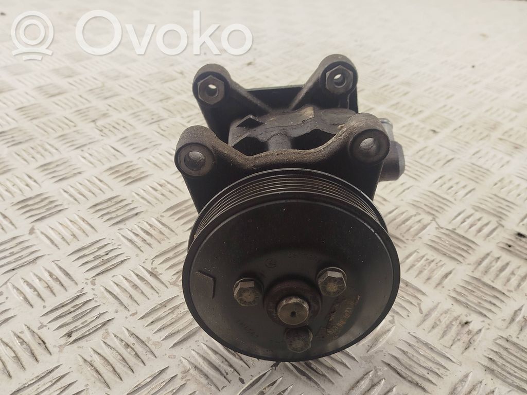 BMW X5 E70 Ohjaustehostimen pumppu 