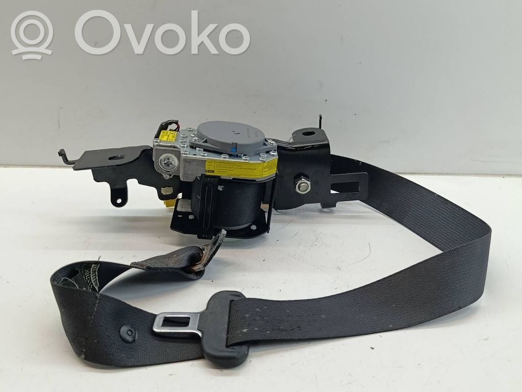 Subaru Outback (BS) Cinturón trasero 