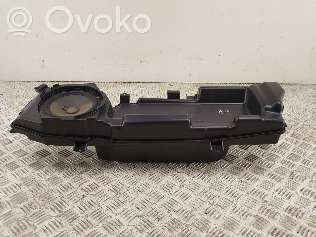 Audi A6 S6 C6 4F Altavoz de la puerta delantera 