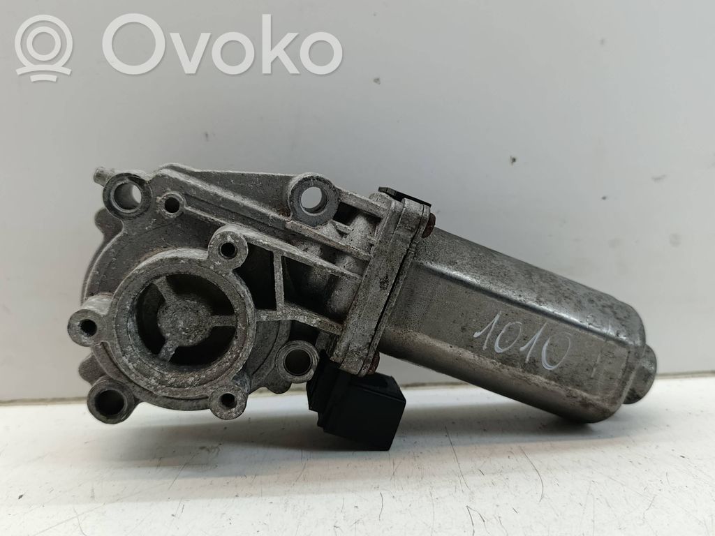 Front gearbox reducer motor