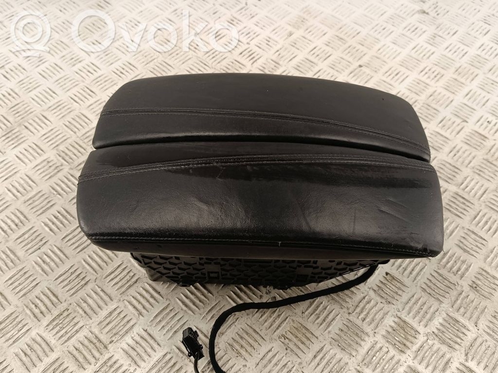 BMW X5 E70 Armrest 