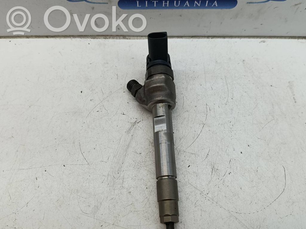 BMW X1 F48 F49 Fuel injector 