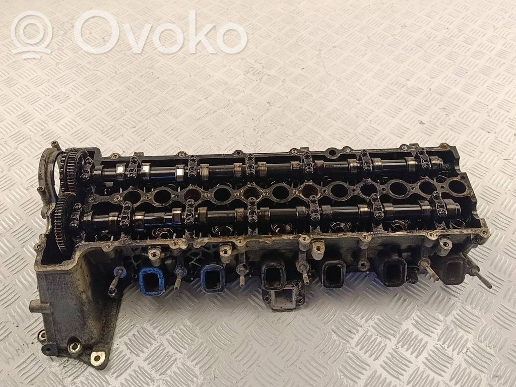 Culata del motor   7792753