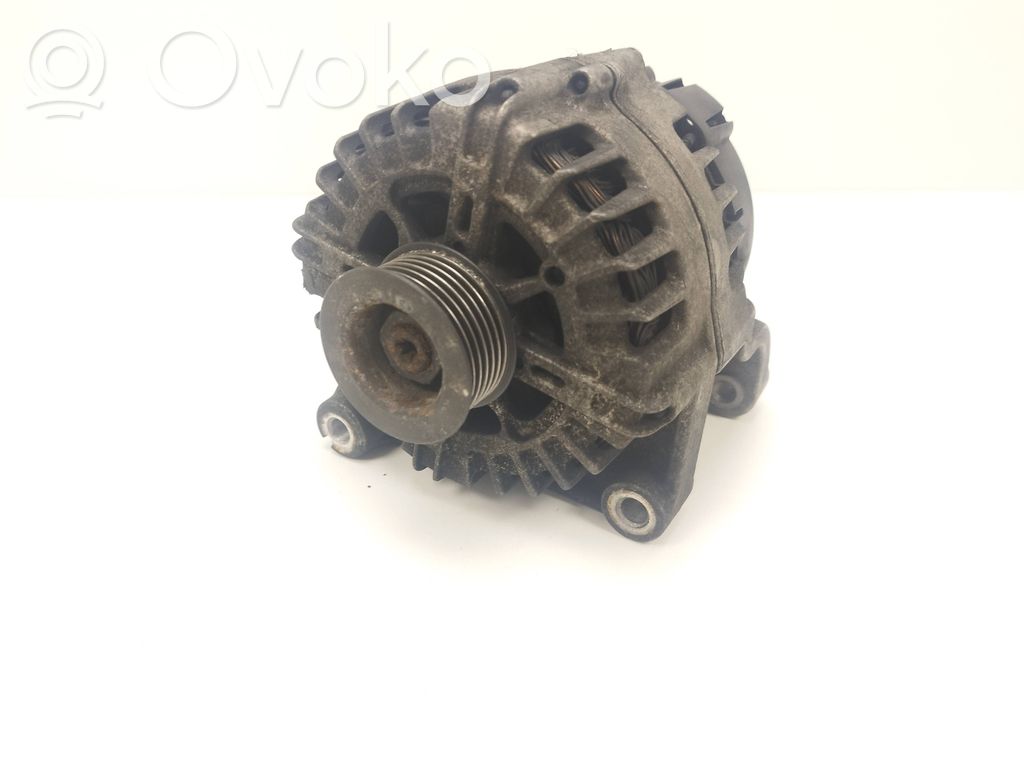 BMW 5 F10 F11 Ģenerators 