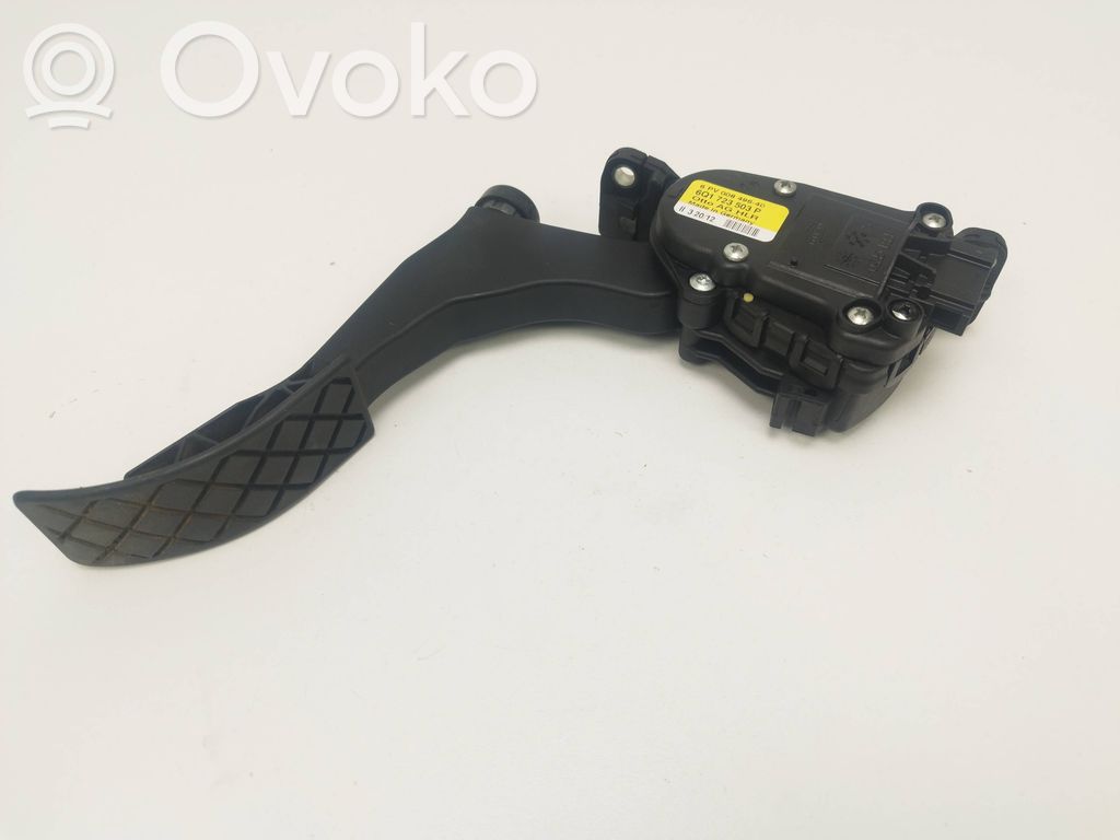 Volkswagen Amarok Accelerator throttle pedal 