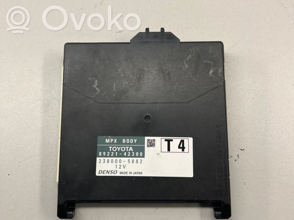 Toyota RAV 4 (XA40) Inne komputery / moduły / sterowniki 