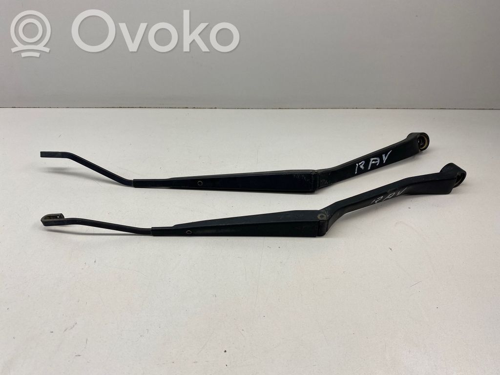 Toyota RAV 4 (XA20) Priekšējā loga tīrītāja kājiņa 