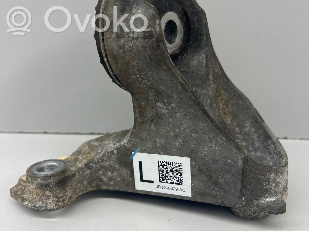 Ford Ranger Engine mounting bracket 