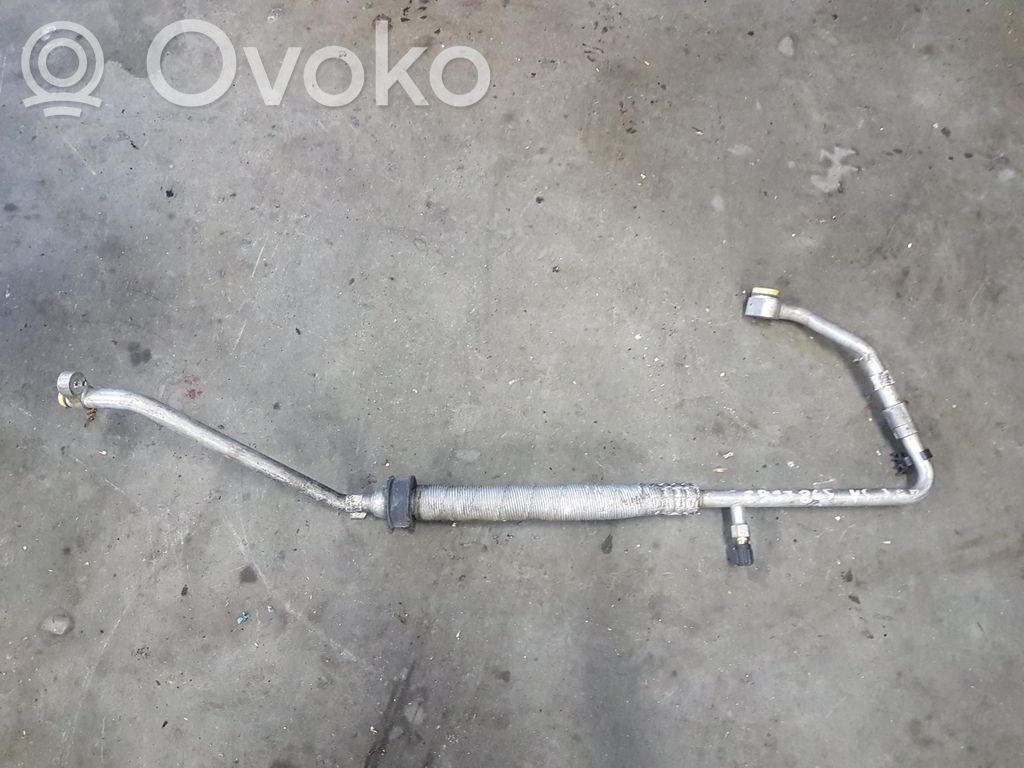 BMW X5 E53 Ilmastointilaitteen putki (A/C) 