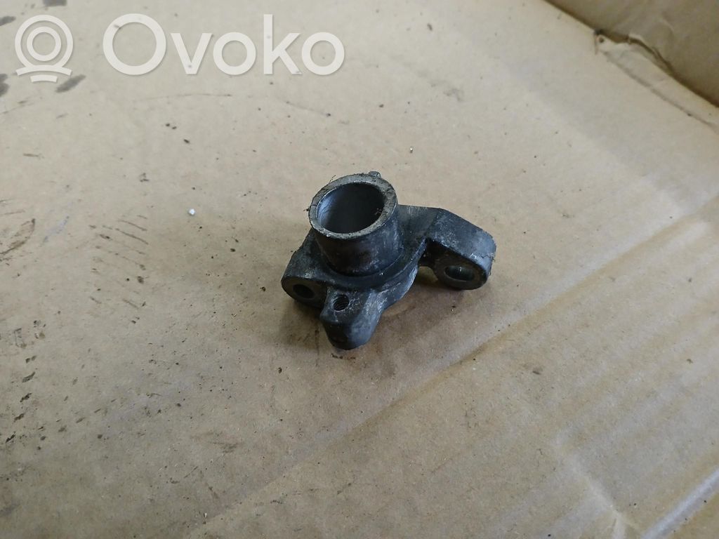 Volvo XC70 Pusašio pakabinamo guolio kronšteinas 