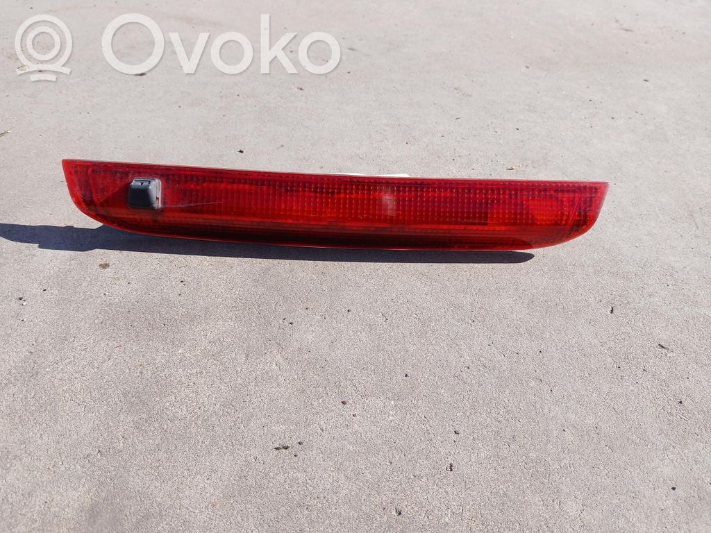 Papildomas stop žibintas   6M2113A601,6M2113A601