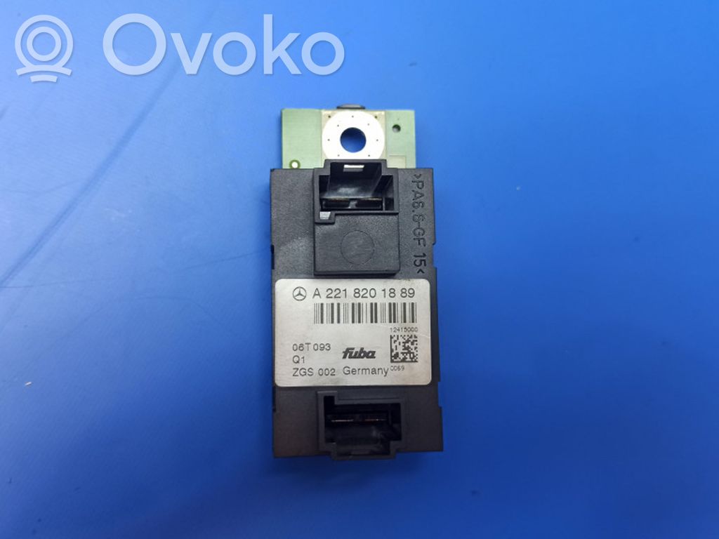 Wzmacniacz anteny   A2218201889,06T093,ZGS002