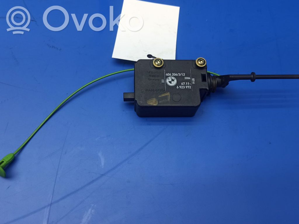 BMW 7 E65 E66 Fuel tank cap lock 