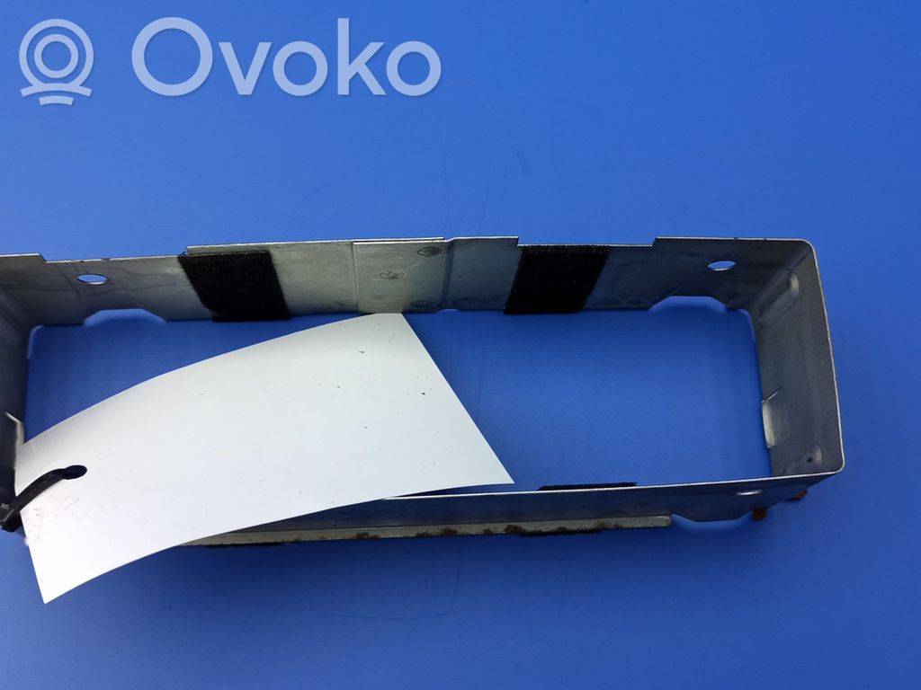 Jaguar XJ X308 Radio/GPS head unit trim 