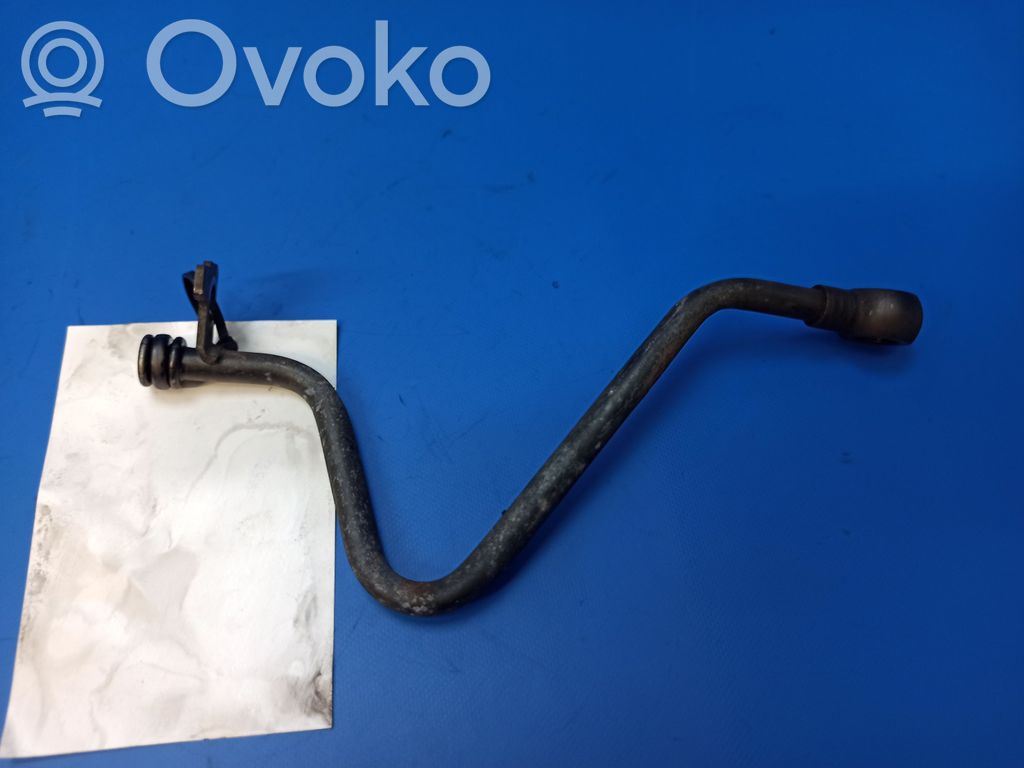 Mercedes-Benz C W203 Turbo turbocharger oiling pipe/hose 