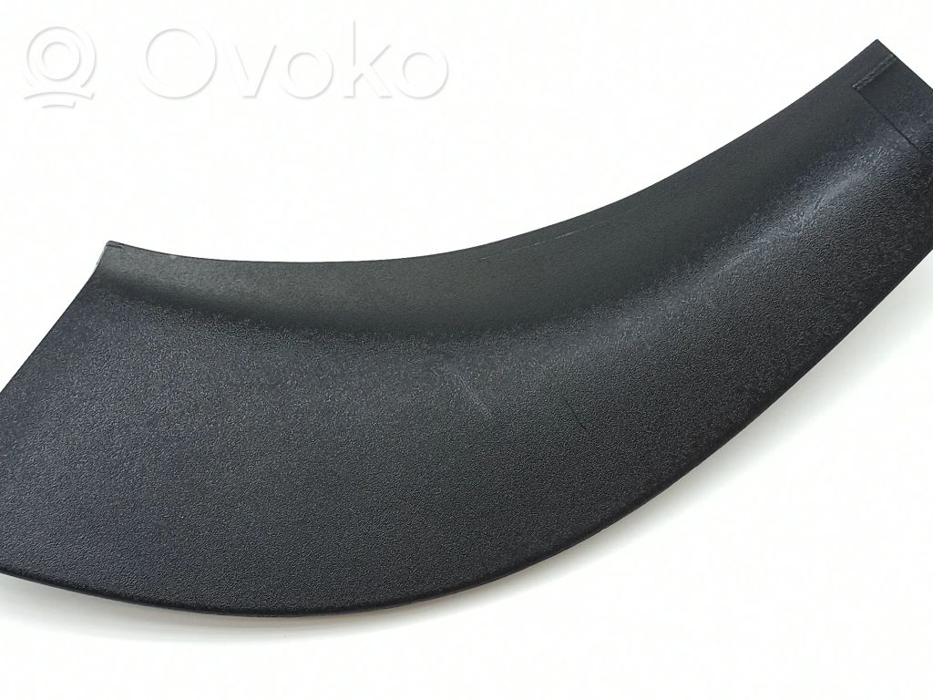 BMW Z4 E85 E86 (B) pillar trim (bottom) 