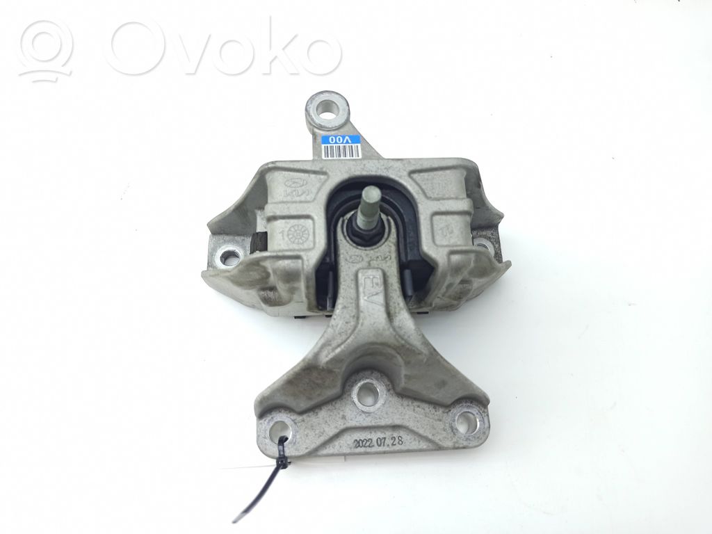 KIA Niro Engine mount bracket 