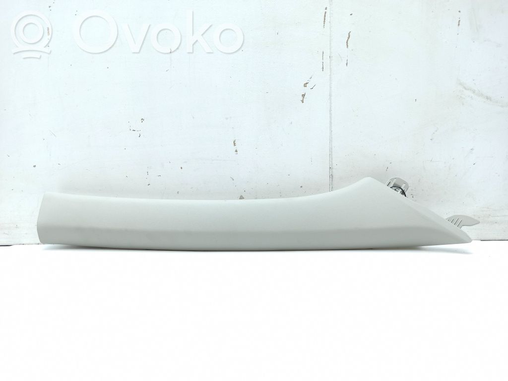 KIA Niro Osłona słupka szyby przedniej / A 