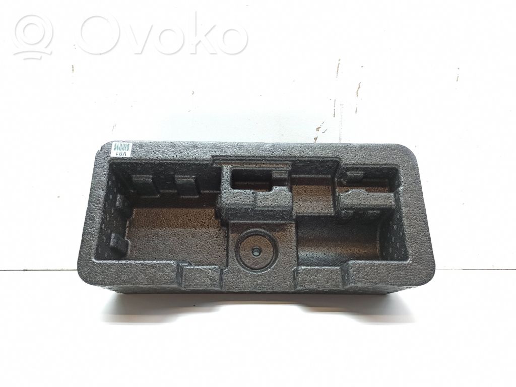 KIA Niro Tool box 