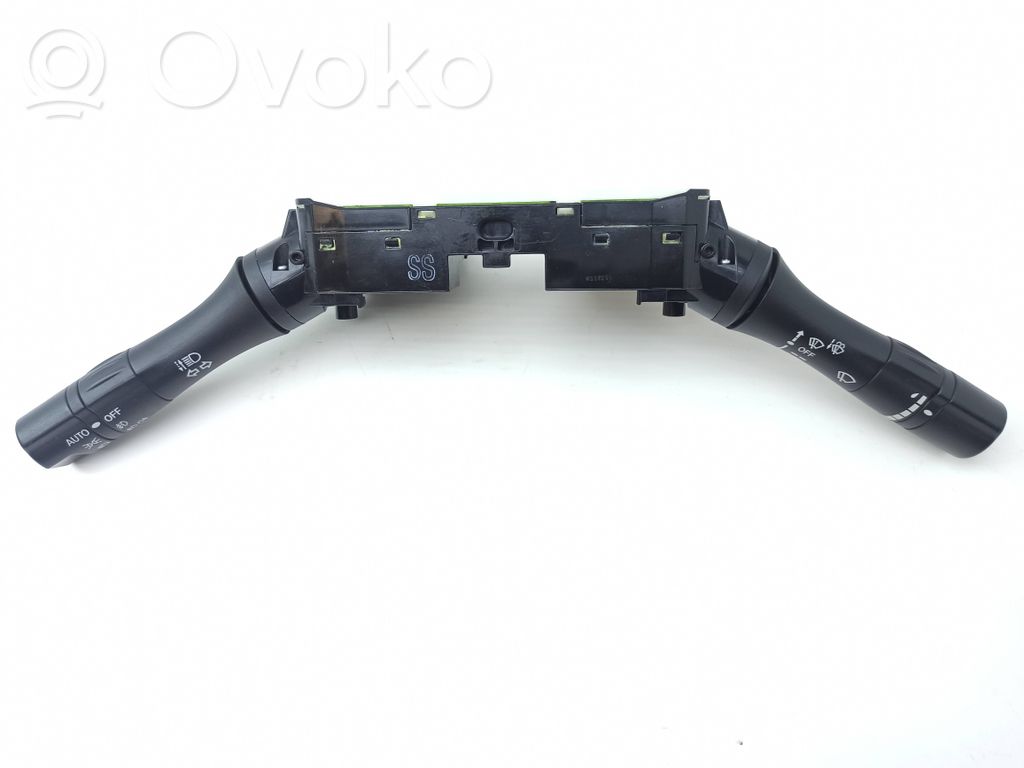 Nissan Navara D23 Commodo, commande essuie-glace/phare 