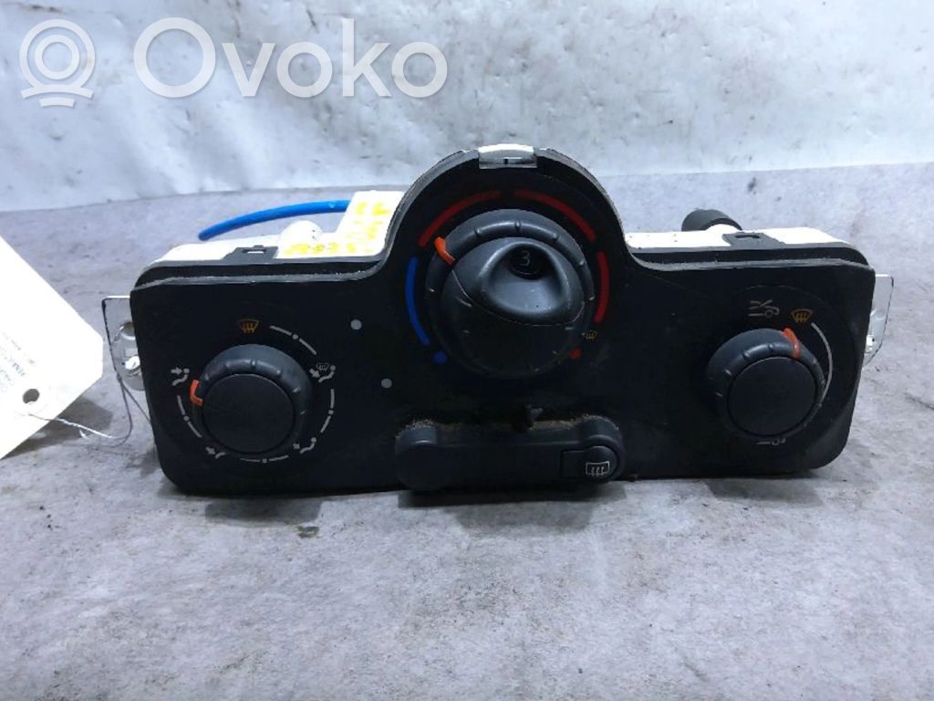 Renault Clio III Air conditioning/heating control unit 