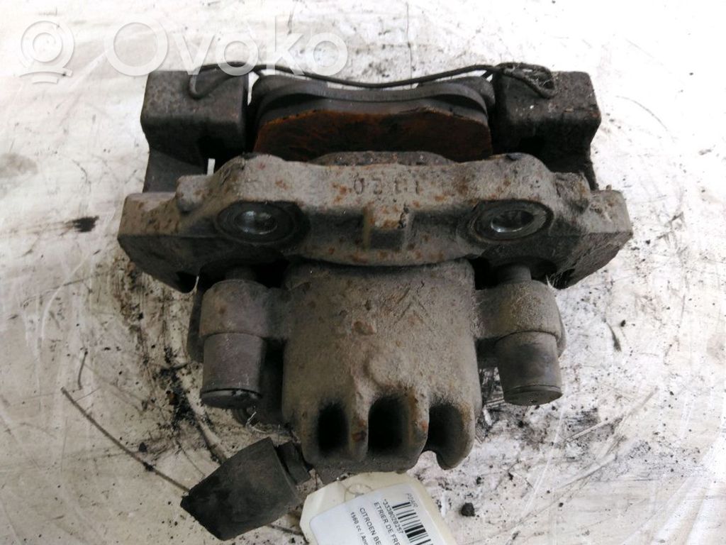 Front brake caliper