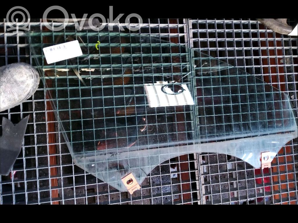 Audi A3 S3 A3 Sportback 8P Szyba drzwi przednich 