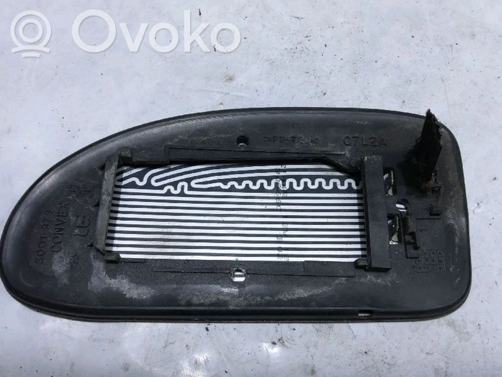 Ford Focus Spoguļa stikls 
