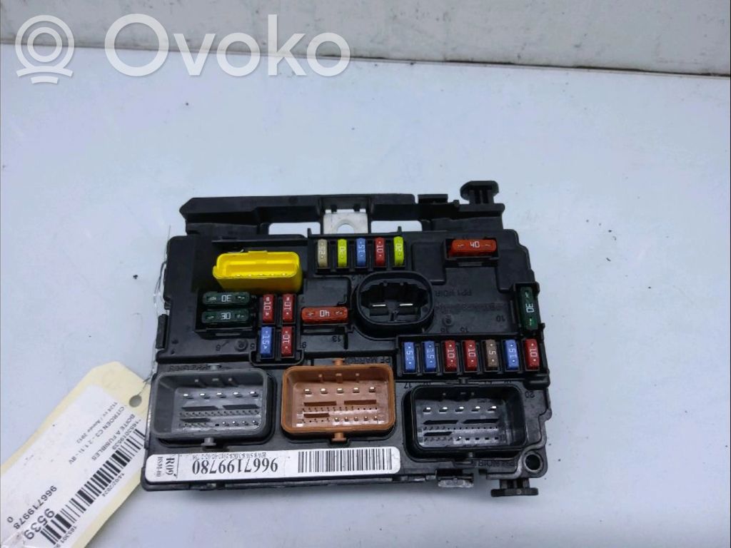 Fuse module   9667199780
