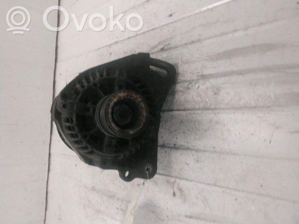 Volkswagen Golf III Generator/alternator 