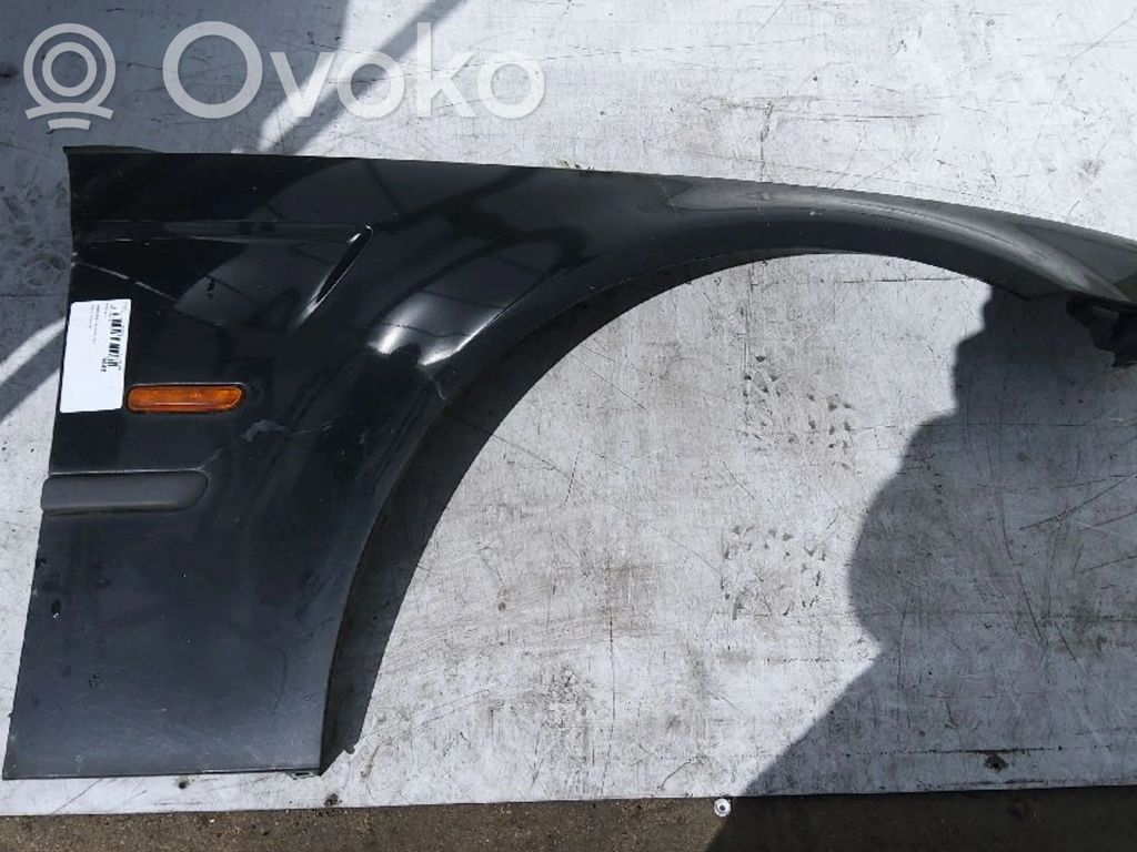 BMW 3 E46 Sparnas 