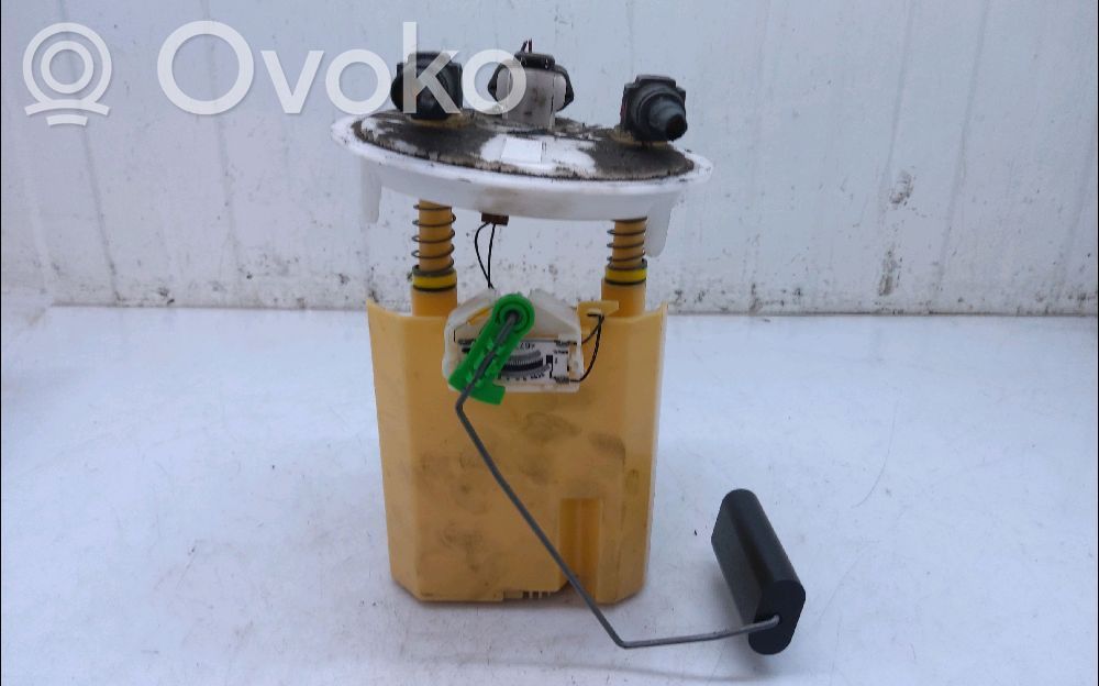 Dacia Sandero Fuel level sensor 