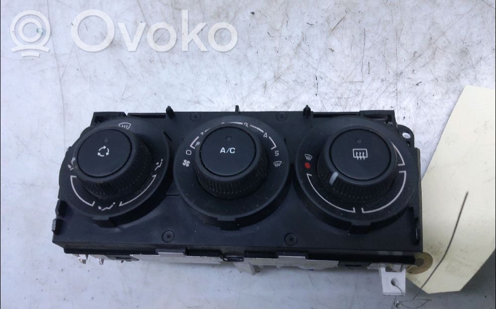 Ford Focus Air conditioning/heating control unit 