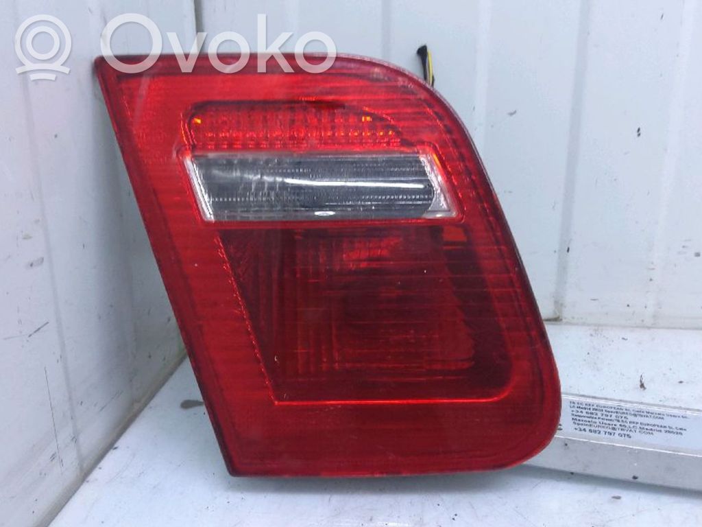 BMW 3 E46 Tailgate rear/tail lights 