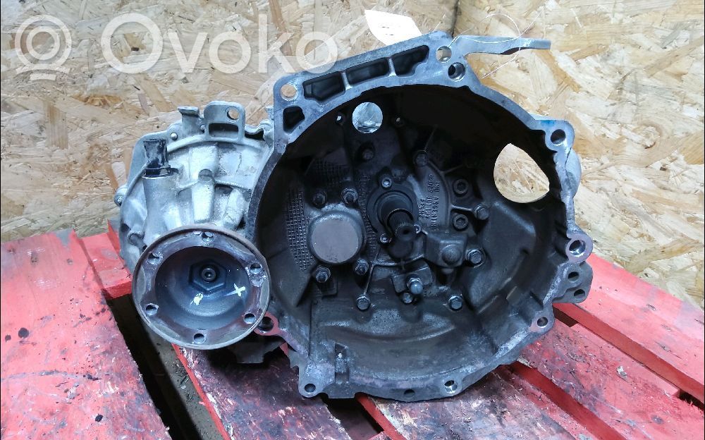 Manualna 5-biegowa skrzynia biegów   2R300041LX,JXZ,JXZ