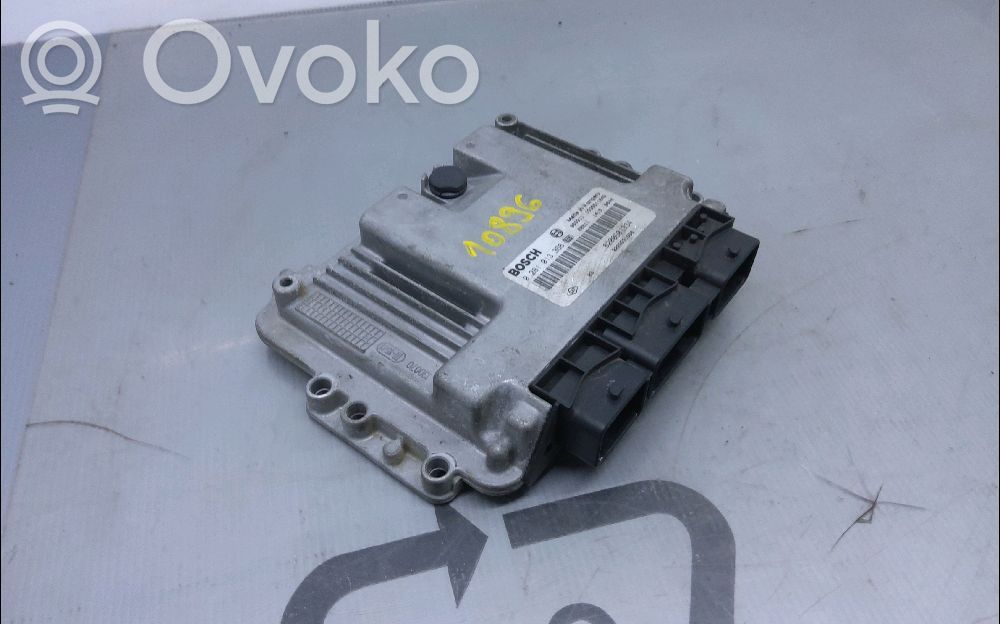 Renault Megane II Engine control unit/module 