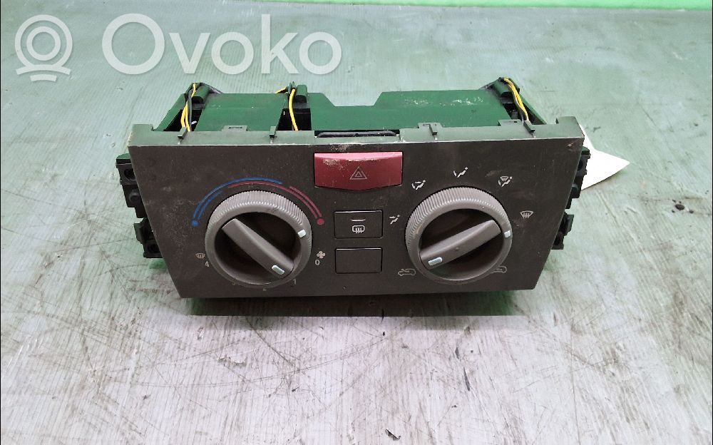 Lancia Ypsilon Air conditioning/heating control unit 