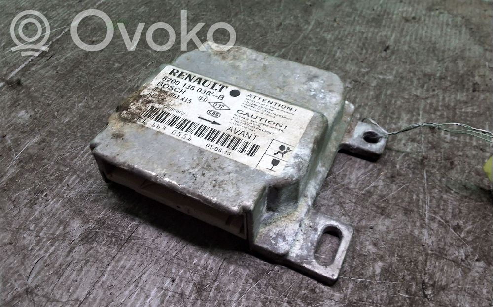 Renault Clio II Airbag control unit/module 