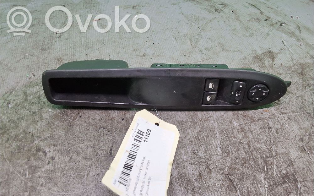 Citroen DS4 Electric window control switch 
