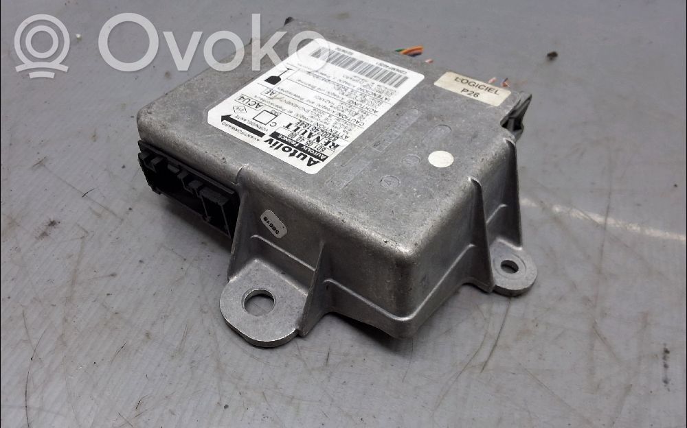 Renault Megane II Airbag control unit/module 