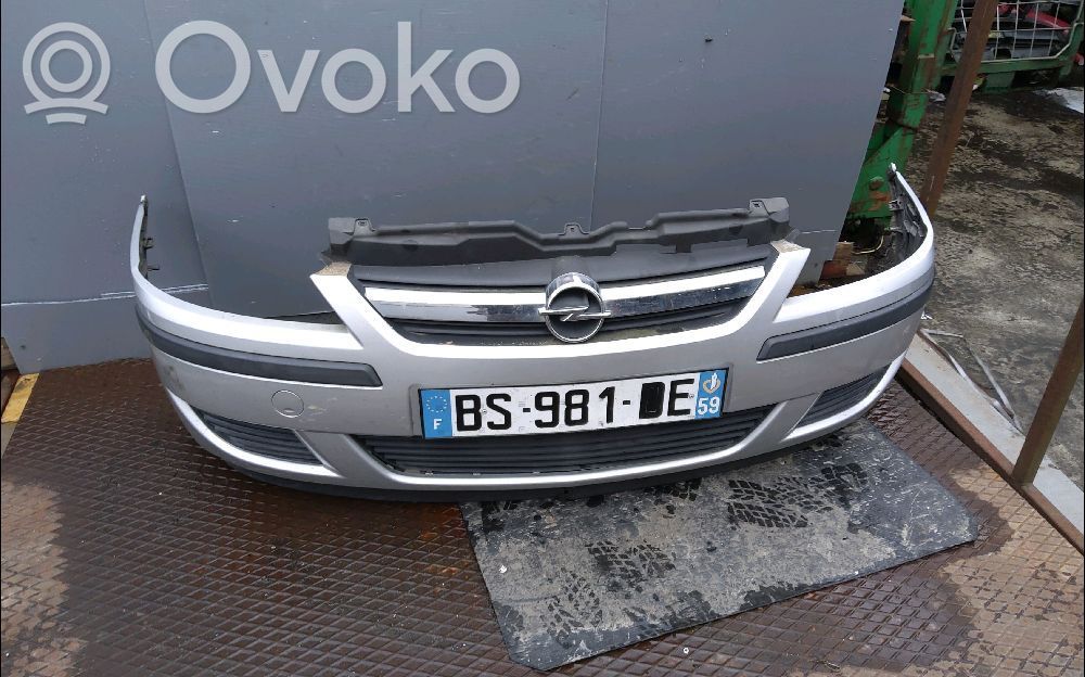 Opel Corsa C Передний бампер 