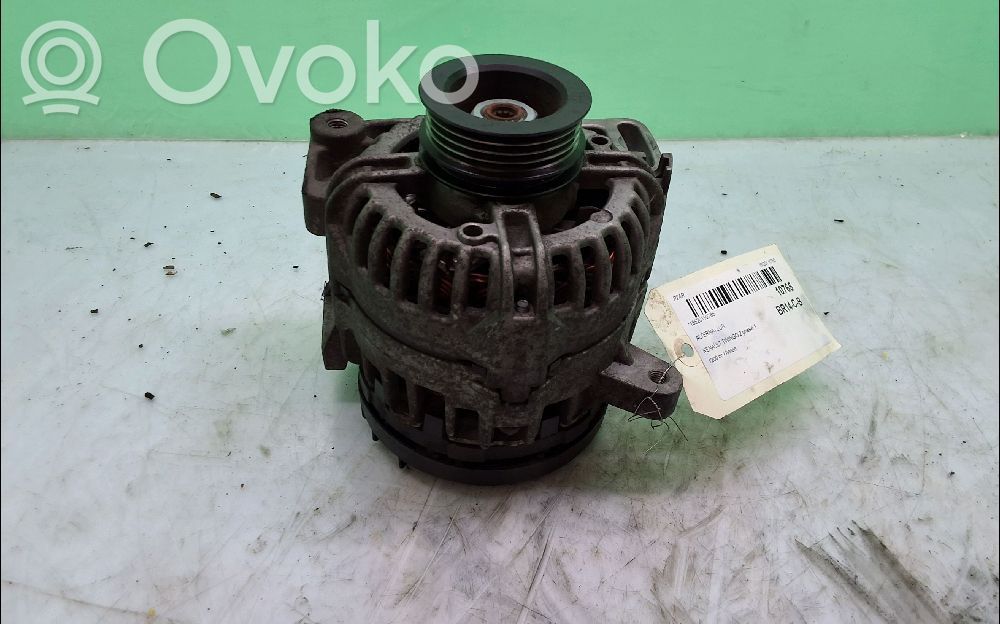 Renault Twingo II Generatore/alternatore 