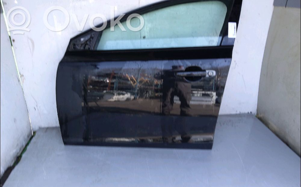 Volvo V40 Дверь 