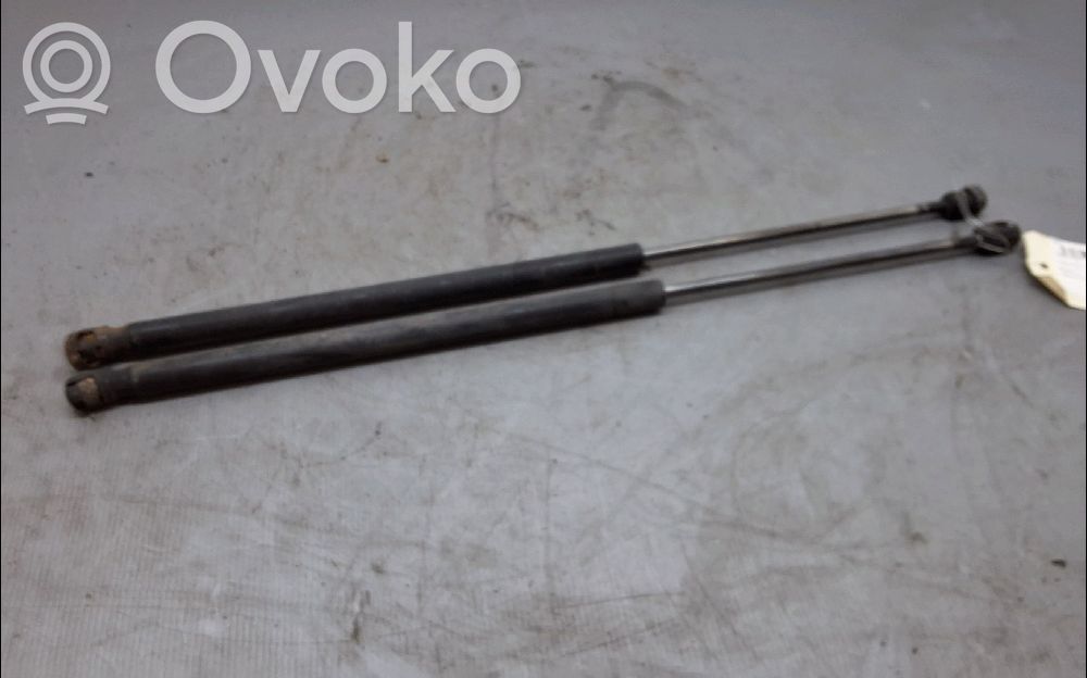 Mazda 2 Tailgate/trunk strut/damper 