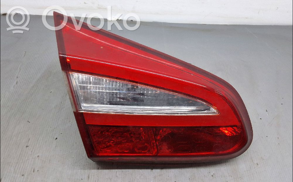 KIA Ceed Feux arrière sur hayon 