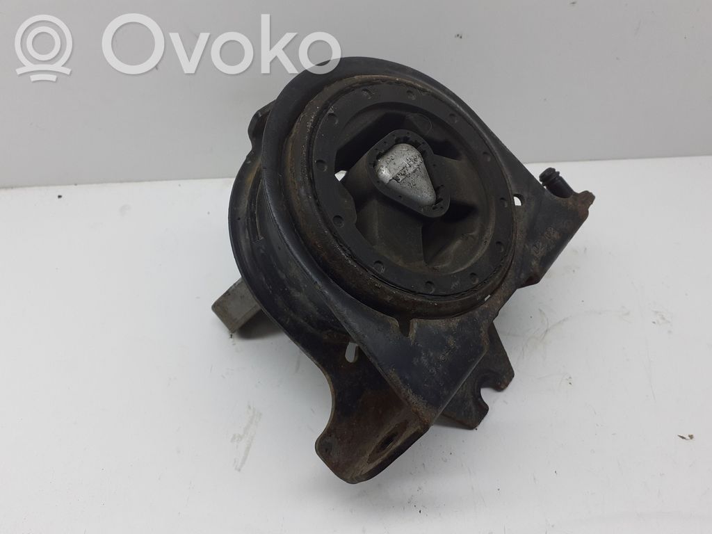 Chrysler Voyager Engine mount bracket 