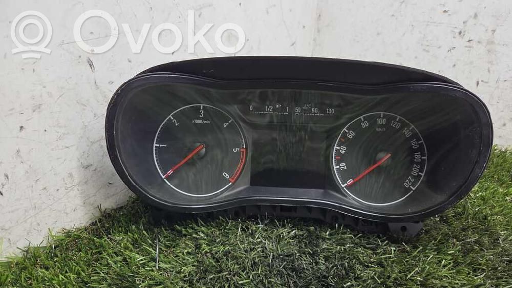 Opel Corsa E Speedometer (instrument cluster) 